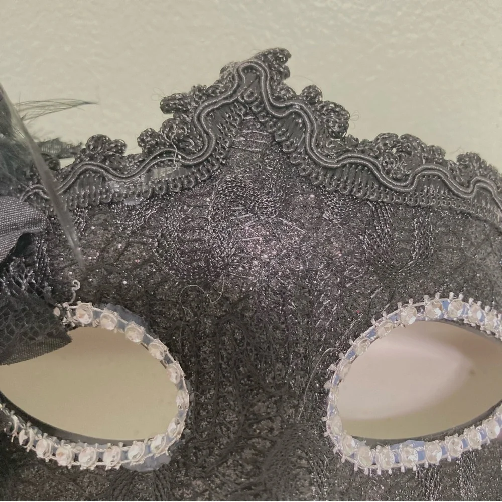 MASK Masquerade Venetian Mask Lace Black Flower Black Feathers Bling Halloween